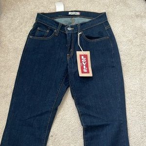 Curvy Boot Cut Mid Rise Levi’s Jeans